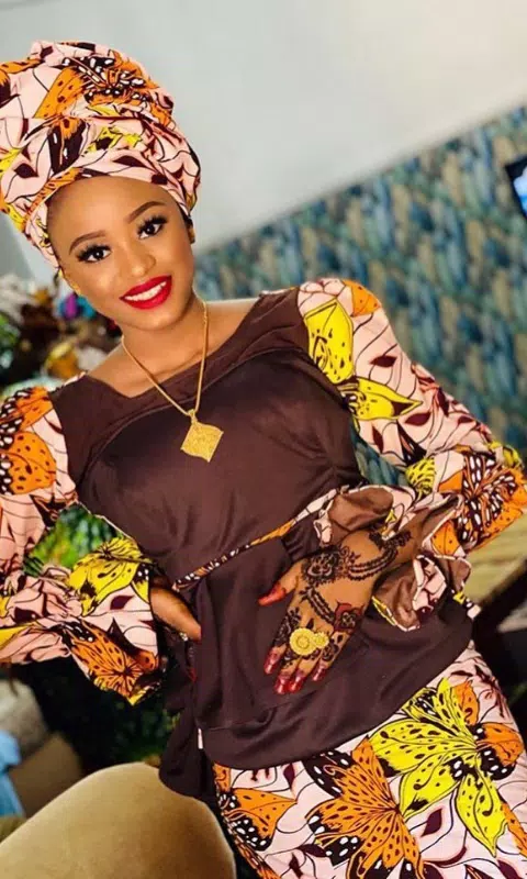 Hausa Skirt and Blouse Styles Ảnh chụp màn hình 2