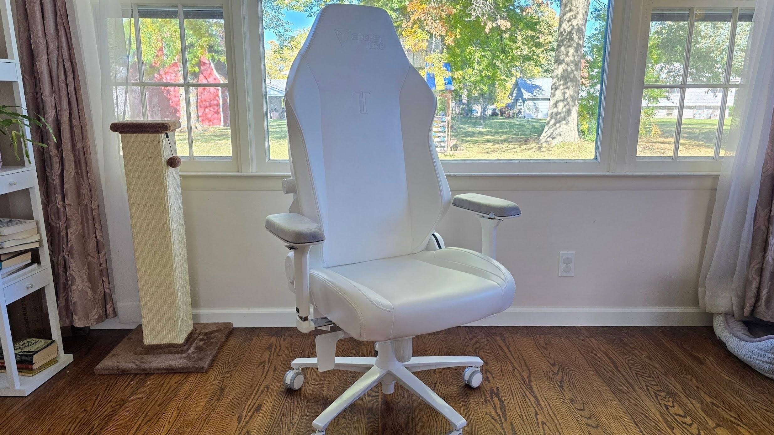Vista lateral da Secretlab Titan Evo Nanogen